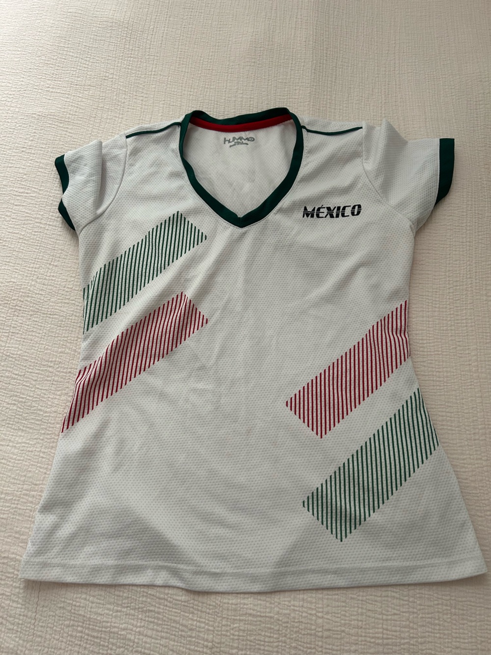 Vintage Mexico Fitted White Soccer Jersey with Green & Red Accents